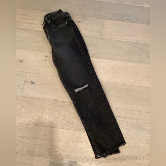 High Waist Ankle Mom Jeans - Picture 3 of 11